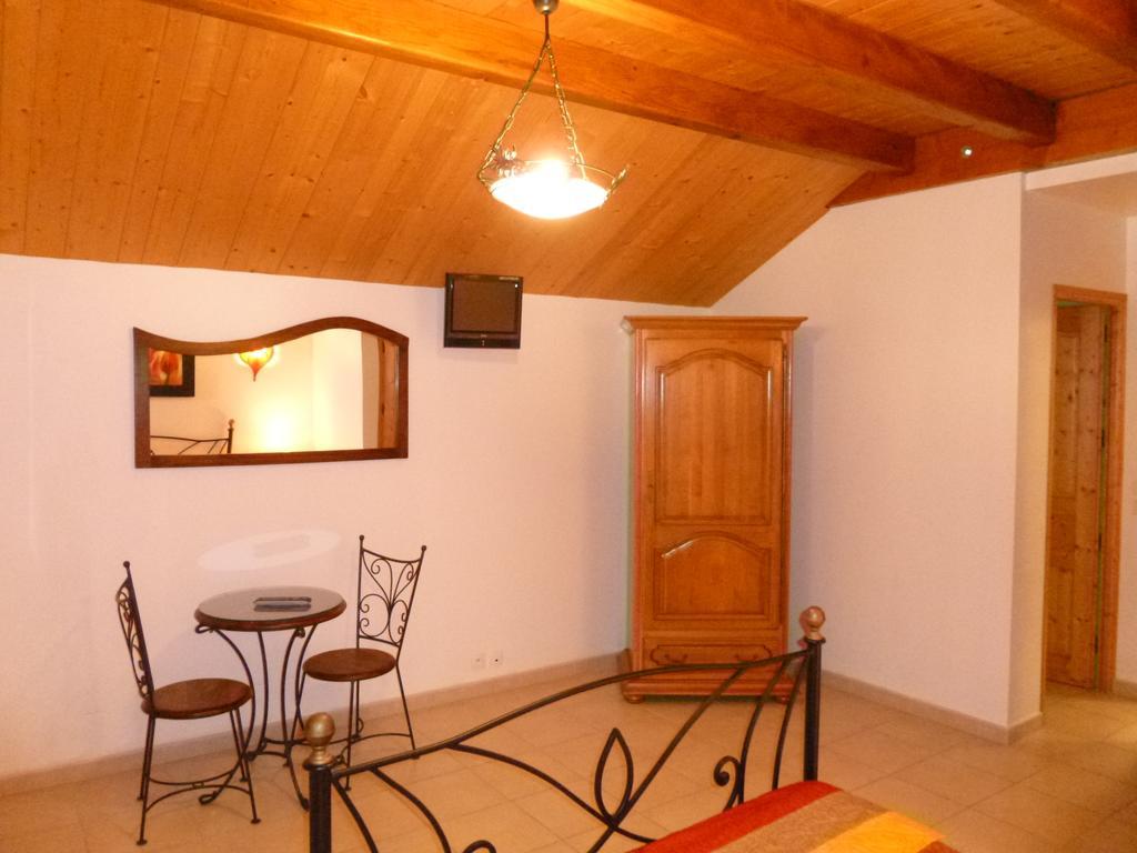 Ferme Auberge du Bessard Allevard Extérieur photo